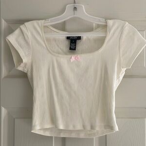 Charlotte Russe Cream Fitted Crop T-Shirt